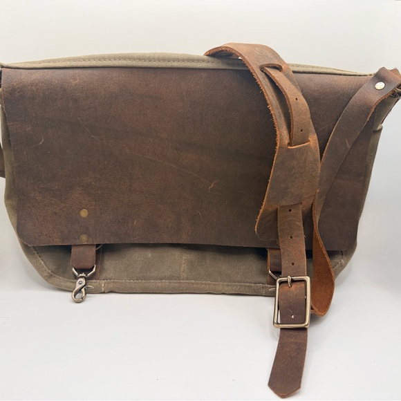 In Blue Handmade Handbags - In Blue Handmade Pecan Waxed Canvas & Leather Messenger Bag - LINED + ZIPPER